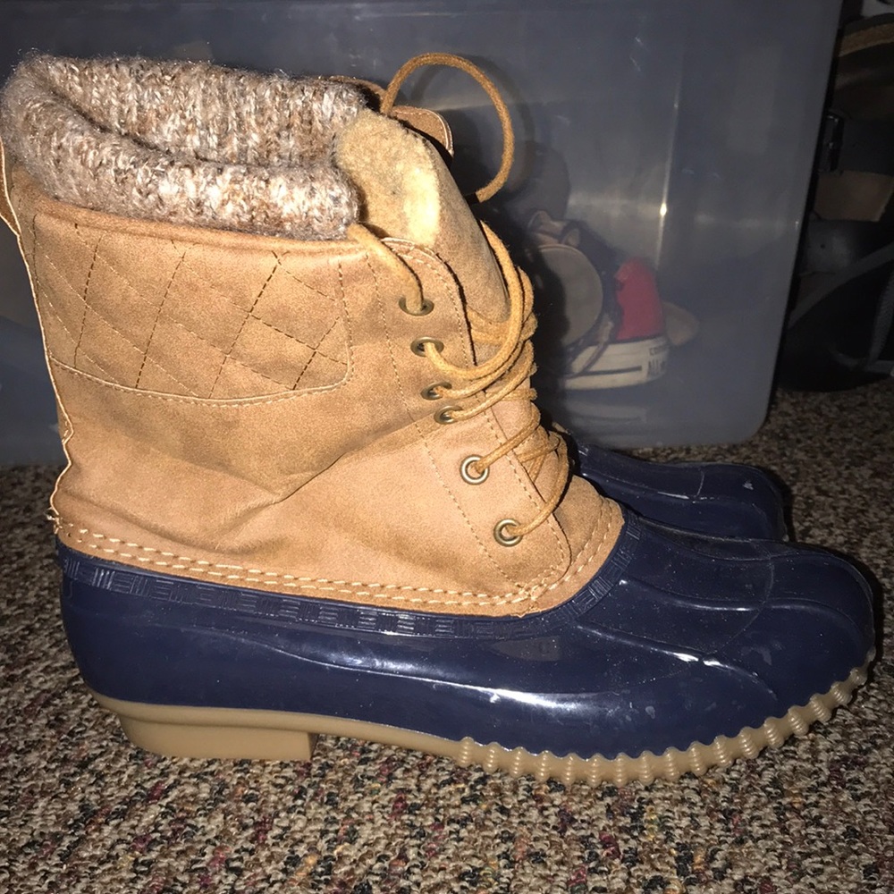 Tan Duck Boots